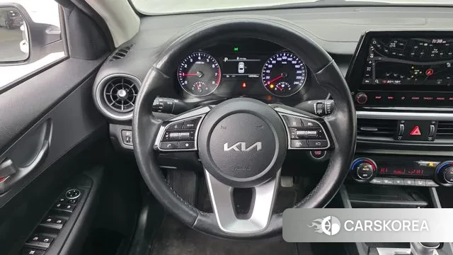 Kia The New K3 2nd generation 2021 Белый из Кореи, фото 4