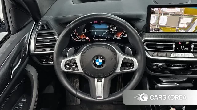 BMW X3 (G01) 2024 Светло-серебряный цвет из Кореи, фото 4