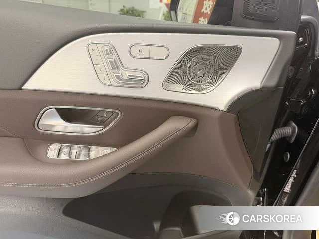 Mercedes-Benz GLE (import) 2023 Черный из Китая, фото 4