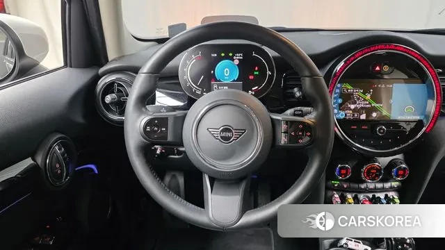 Mini Cooper 2023 Черный из Кореи, фото 4