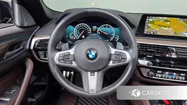 BMW 5 Series (G30) 2019 Черный из Кореи, фото 4