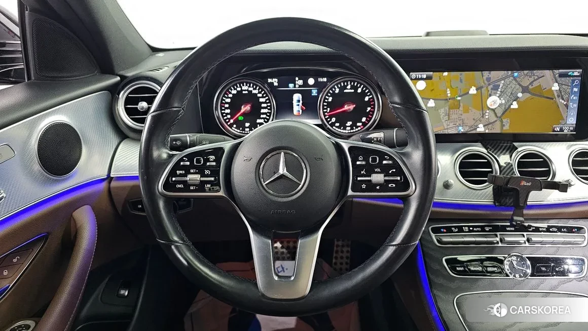 Mercedes-Benz E-Class W213 2019 Черный из Кореи, фото 4