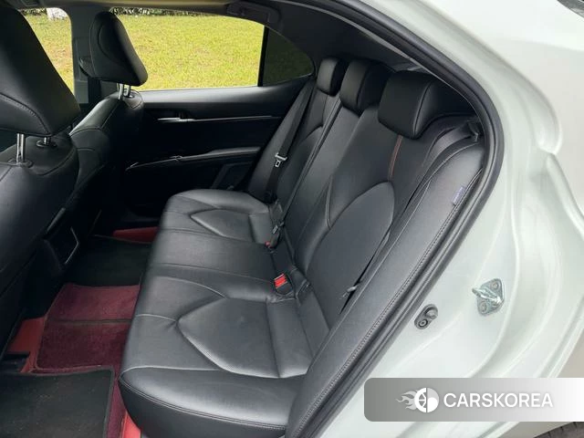 Toyota Camry 2024 Белый из Китая, фото 4