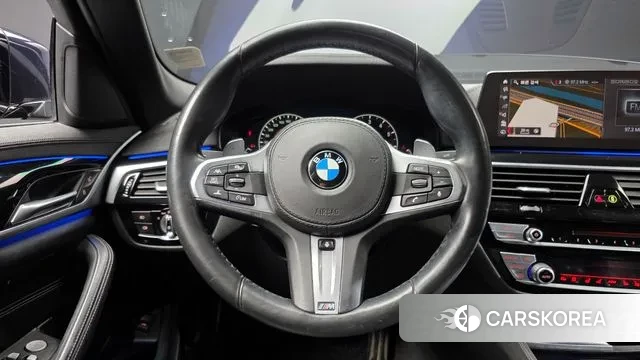 BMW 5 Series (G30) 2019 Черный из Кореи, фото 4