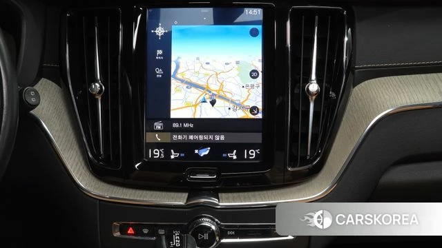 Volvo XC60 second Generation 2019 Белый из Кореи, фото 4