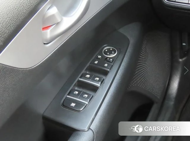 Kia The New K3 2nd generation 2022 Серый из Кореи, фото 4