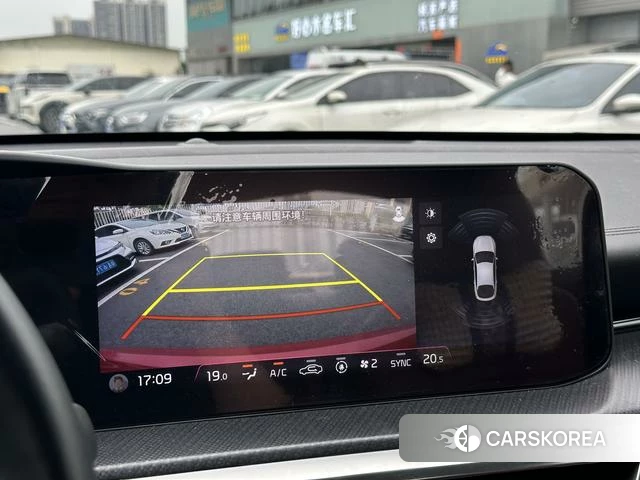 Kia K5 2023 Красный из Китая, фото 4
