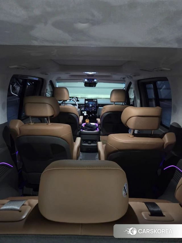 Hyundai Staria 2025 Черный из Кореи, фото 4