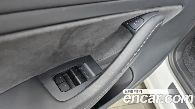 Tesla Model 3 2021 Белый из Кореи, фото 4