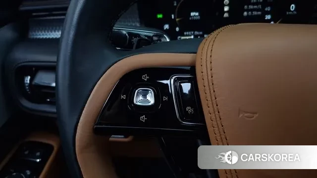 Lincoln Aviator 2nd generation 2023 Белый из Кореи, фото 4