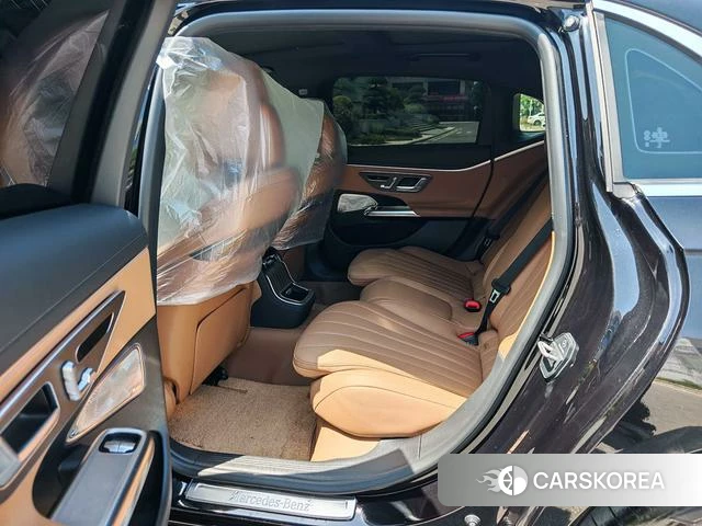 Mercedes-Benz E-class 2025 Черный из Китая, фото 4
