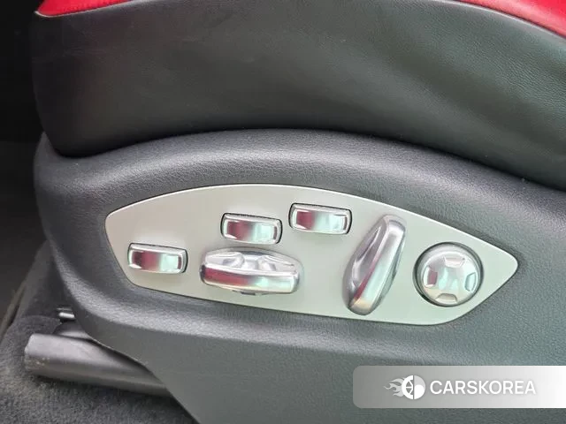 Porsche New Cayenne 2018 Серебристо-серый из Кореи, фото 4