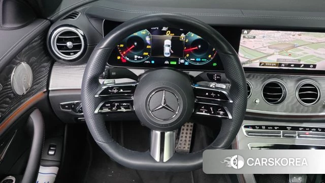 Mercedes-Benz E-Class W213 2022 Белый из Кореи, фото 4