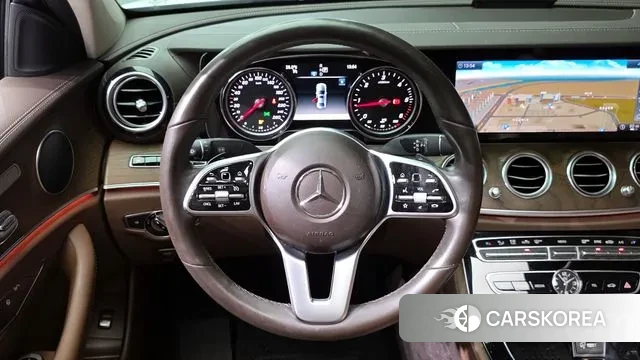 Mercedes-Benz E-Class W213 2020 Белый из Кореи, фото 4