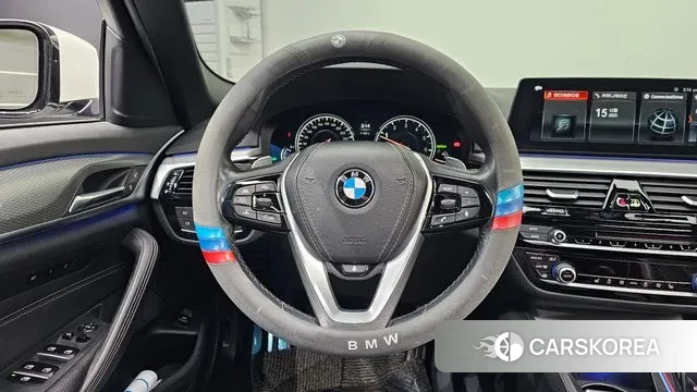 BMW 5 Series (G30) 2018 Белый из Кореи, фото 4