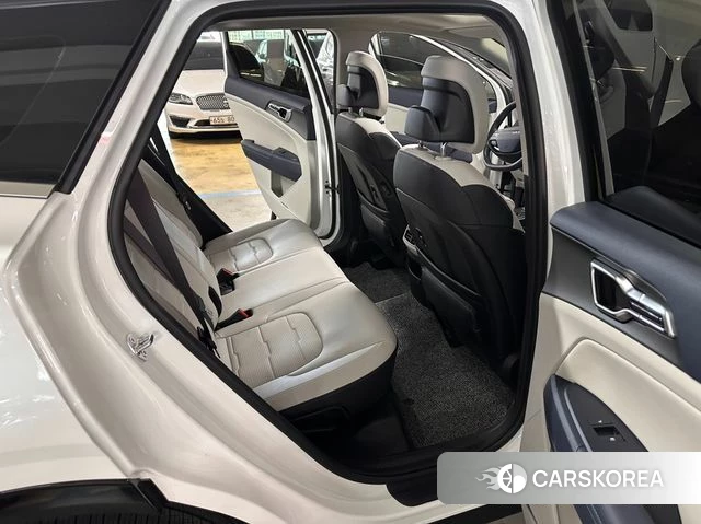 Kia The New Sportage 5th Generation 2025 Белый из Кореи, фото 4