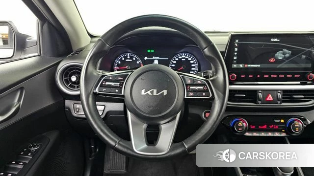Kia The New K3 2nd generation 2021 Белый из Кореи, фото 4