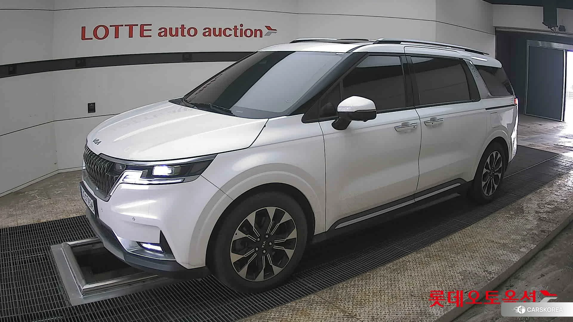 Kia Carnival 2021 Белый из Кореи, фото 4