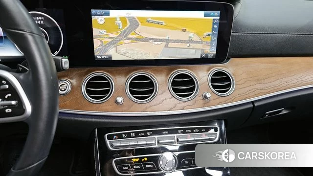 Mercedes-Benz E-Class W213 2020 Черный из Кореи, фото 4