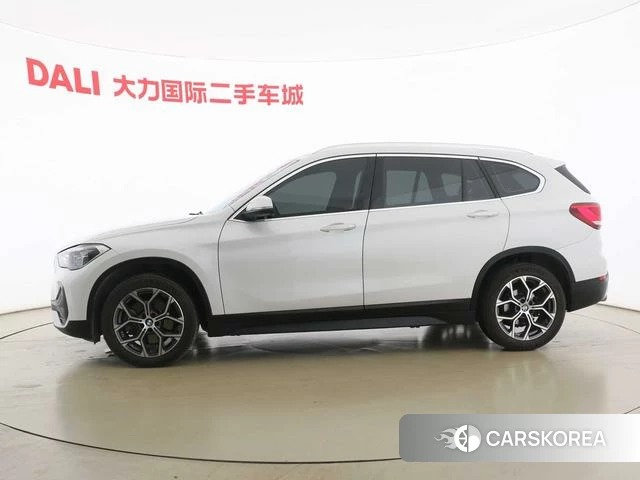 BMW X1 2021 Белый из Китая, фото 4