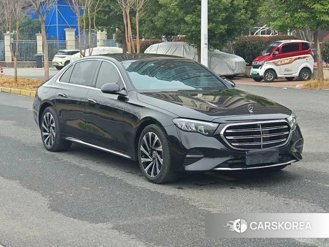 Mercedes-Benz E-class 2024 Черный из Китая, фото 4