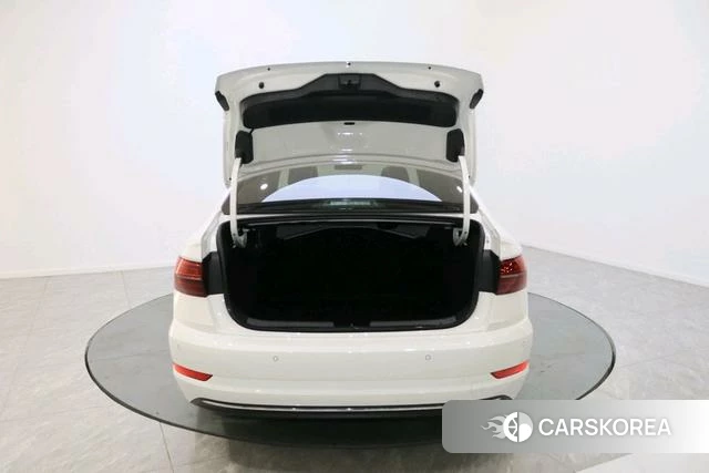 Volkswagen Sagitar 2021 Белый из Китая, фото 4