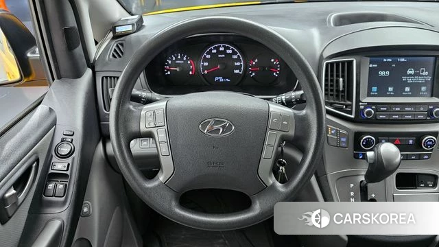 Hyundai The New Grand Starex 2019 Желтый из Кореи, фото 4