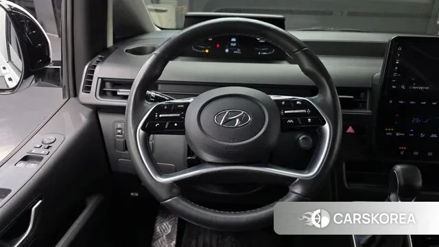 Hyundai Staria 2022 Белый из Кореи, фото 4