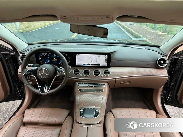 Mercedes-Benz E-class 2022 Черный из Китая, фото 4