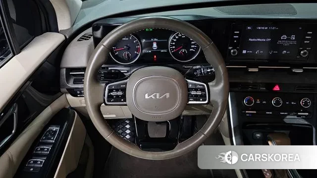 Kia Carnival 4th generation 2023 Черный из Кореи, фото 4