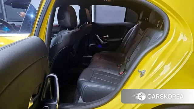 Mercedes-Benz A-Class W177 2022 Желтый из Кореи, фото 4