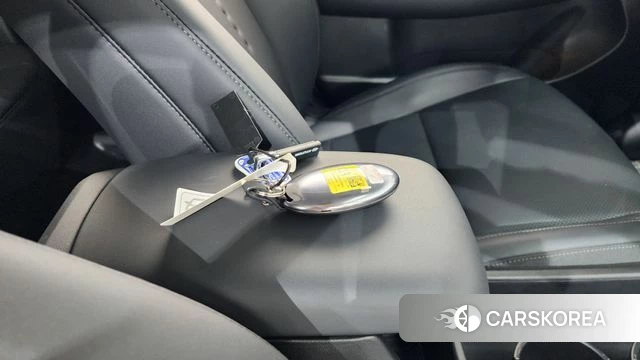 Hyundai Kona (SX2) 2026 Белый из Кореи, фото 4
