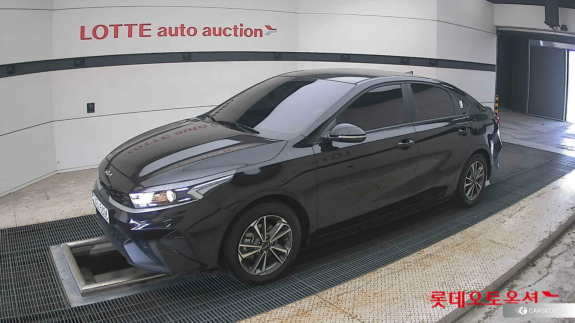 Kia K3 2024 Черный из Кореи, фото 4