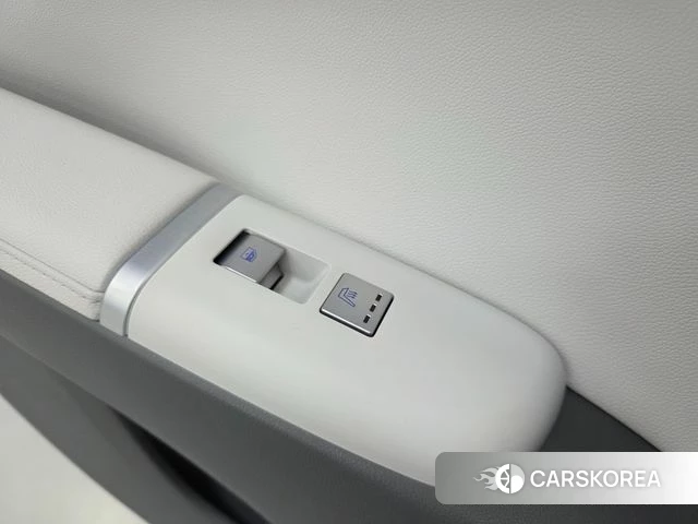 Hyundai Grandeur (GN7) 2023 Белый из Кореи, фото 4