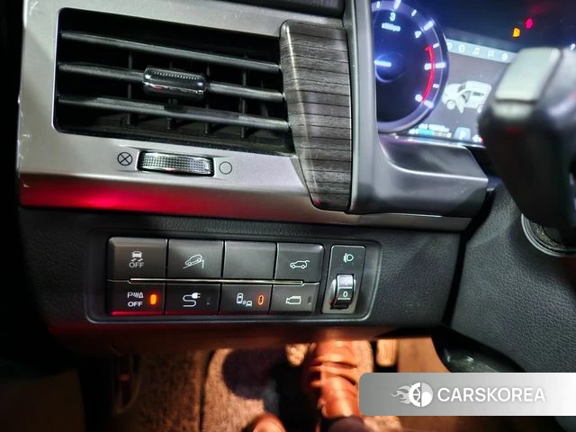 Ssangyong G4 Rexton 2019 Серебряный из Кореи, фото 4