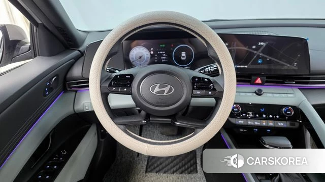 Hyundai The New Avante (CN7) 2024 Серебряный из Кореи, фото 4