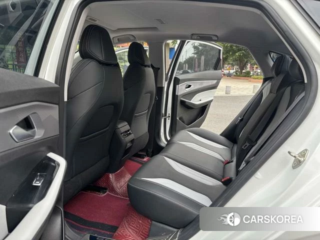 Geely Automobile Binrui 2023 Белый из Китая, фото 4