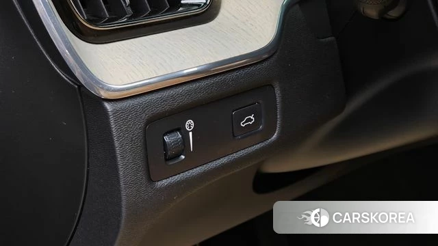 Volvo XC60 second Generation 2018 Черный из Кореи, фото 4