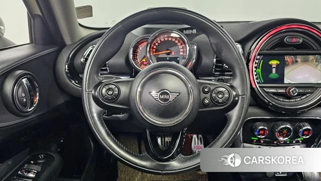 Mini Cooper Clubman 2019 Жемчужный цвет из Кореи, фото 4