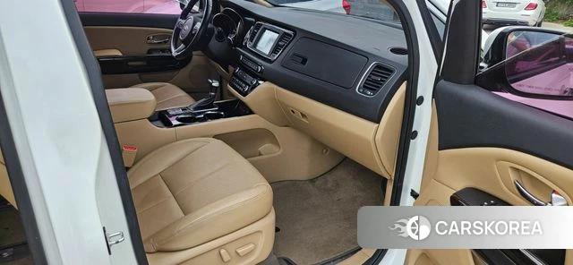 Kia The New Carnival 2018 Белый из Кореи, фото 4