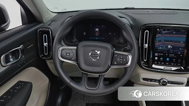 Volvo XC40 2023 Черный из Кореи, фото 4