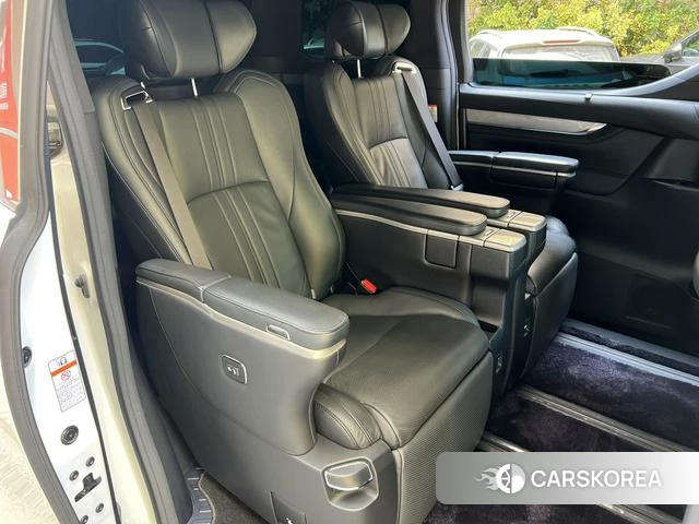 Toyota Elfa 2025 Белый из Китая, фото 4