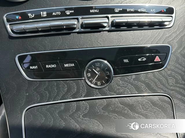 Mercedes-Benz Class C (imported) 2022 Белый из Китая, фото 4