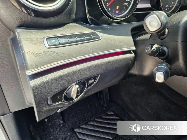 Mercedes-Benz E-Class W213 2018 Белый из Кореи, фото 4