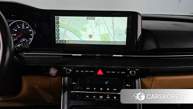 Kia Carnival 4th generation 2023 Белый из Кореи, фото 4