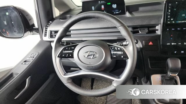 Hyundai Staria 2024 Белый из Кореи, фото 4