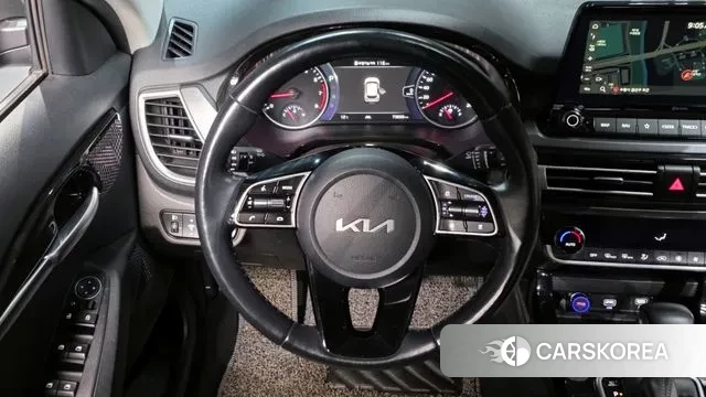 Kia Seltos 2022 Серый из Кореи, фото 4