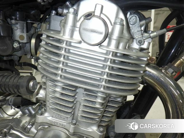 Yamaha SR400 2019 из Японии