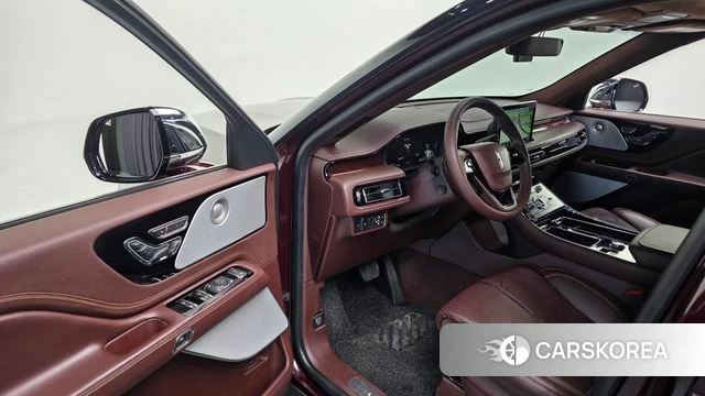 Lincoln Aviator 2nd generation 2022 Красный из Кореи, фото 4
