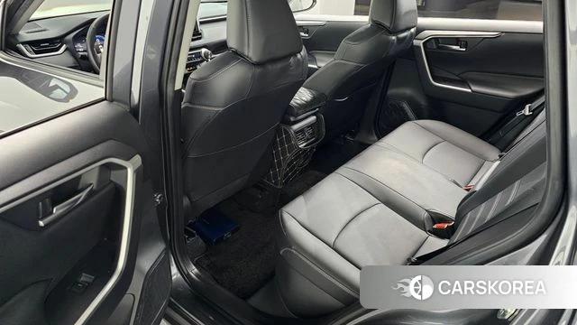 Toyota RAV4 5th Generation 2023 Серый из Кореи, фото 4